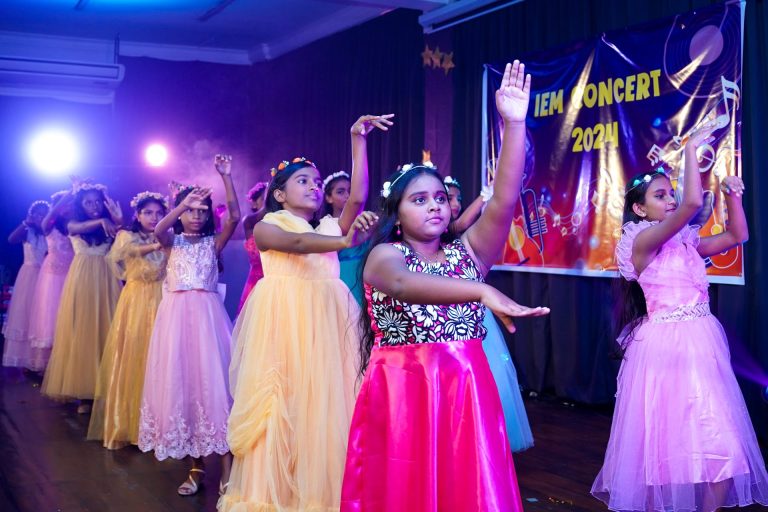 The-2024-annual-concert-at-the-institute-of-english-studies-maharagama (20)