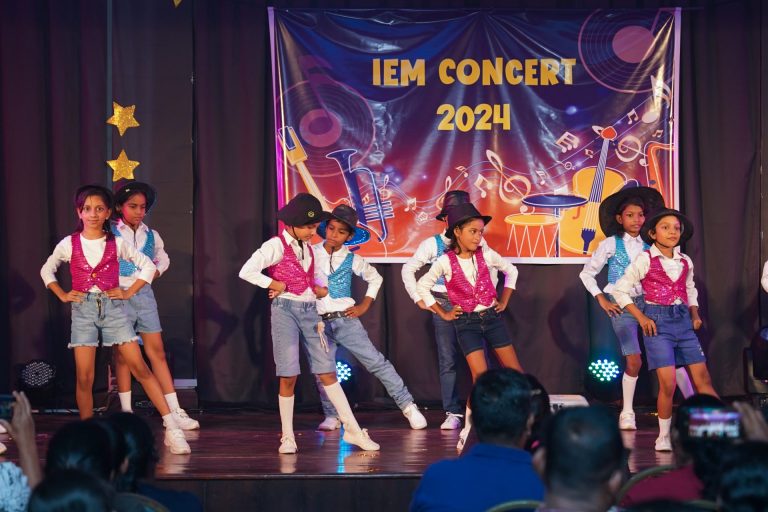 The-2024-annual-concert-at-the-institute-of-english-studies-maharagama (23)