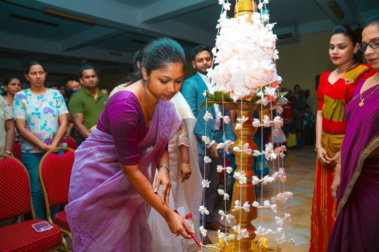 The-2024-annual-concert-at-the-institute-of-english-studies-maharagama (36)